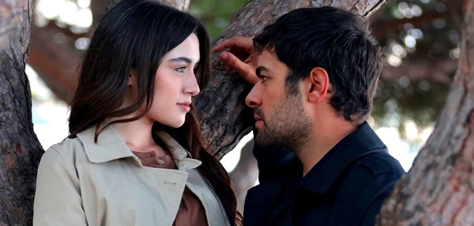 Изображения из турецкого сериала Ветреный холм