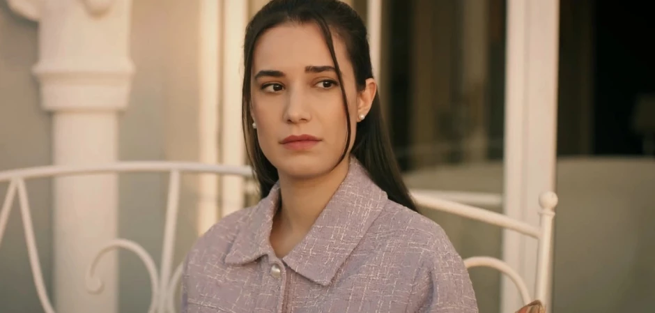 Изображения из турецкого сериала Ветреный холм