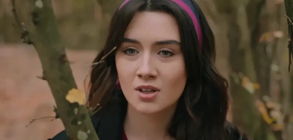 Изображения из турецкого сериала Ветреный холм