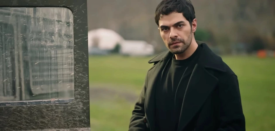 Изображения из турецкого сериала Ветреный холм
