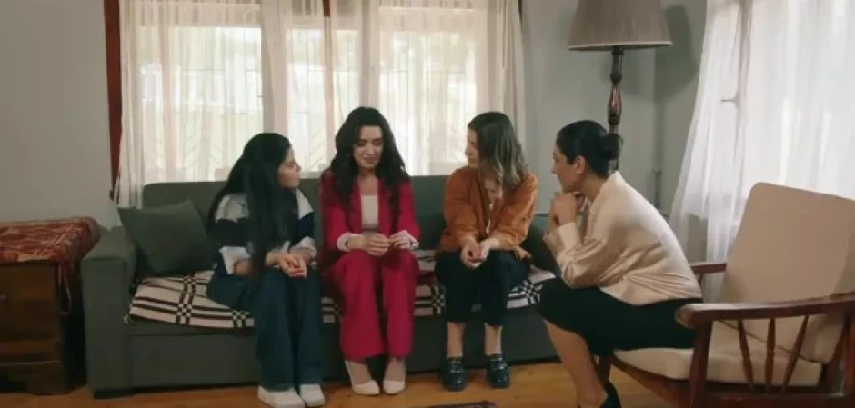 Изображения из турецкого сериала Ветреный холм