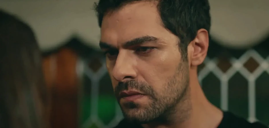 Изображения из турецкого сериала Ветреный холм