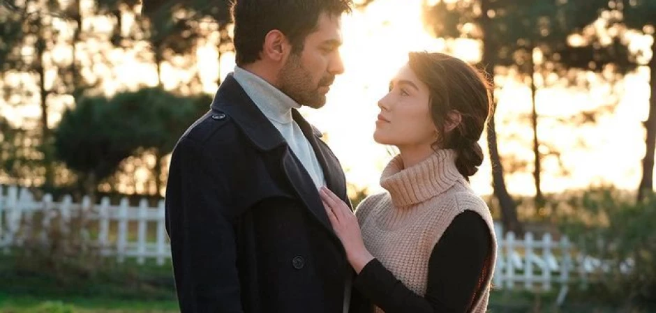 Изображения из турецкого сериала Ветреный холм