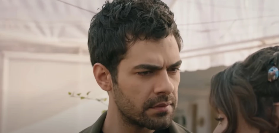 Изображения из турецкого сериала Ветреный холм