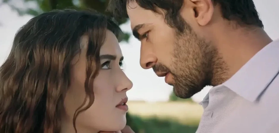 Изображения из турецкого сериала Ветреный холм