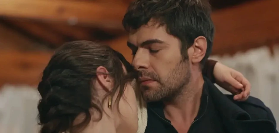 Изображения из турецкого сериала Ветреный холм