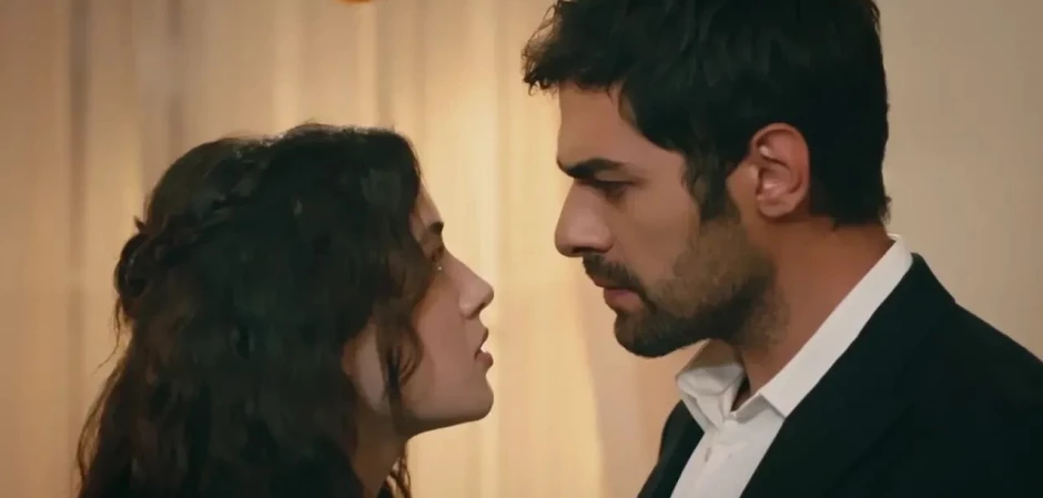 Изображения из турецкого сериала Ветреный холм
