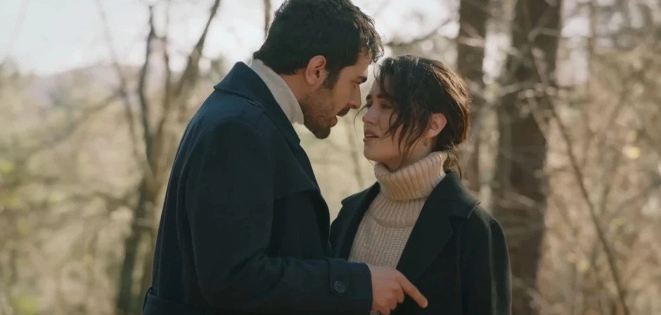 Изображения из турецкого сериала Ветреный холм