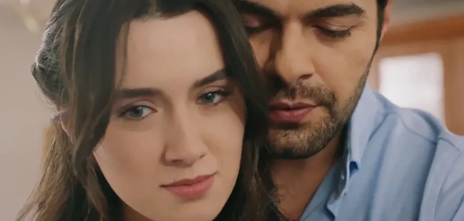 Изображения из турецкого сериала Ветреный холм