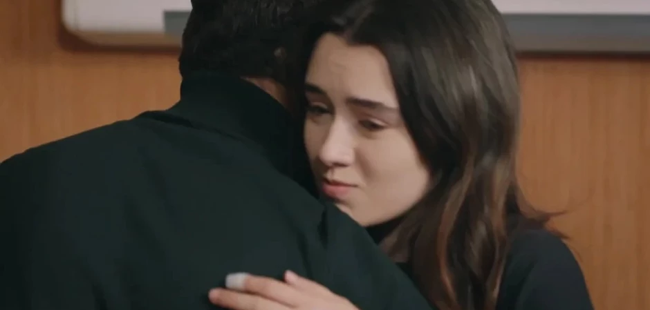 Изображения из турецкого сериала Ветреный холм