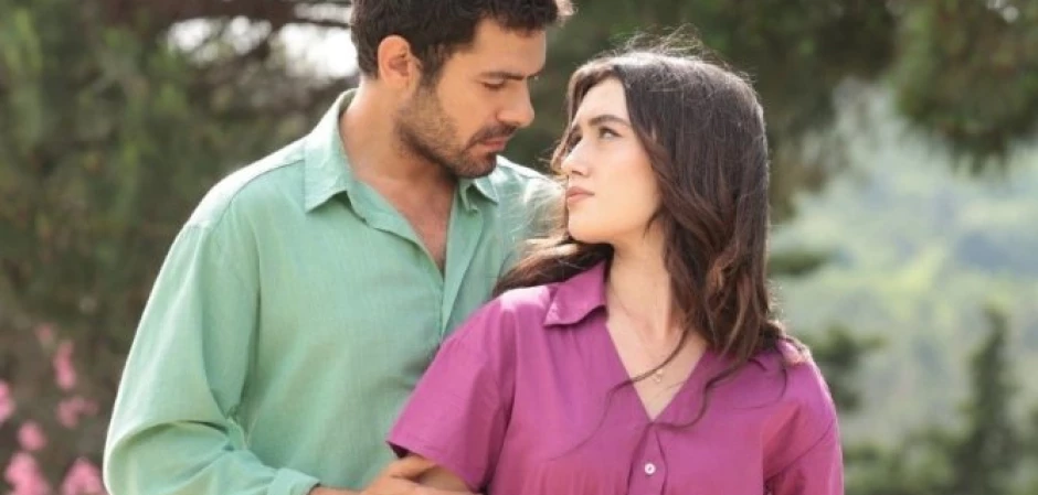 Изображения из турецкого сериала Ветреный холм