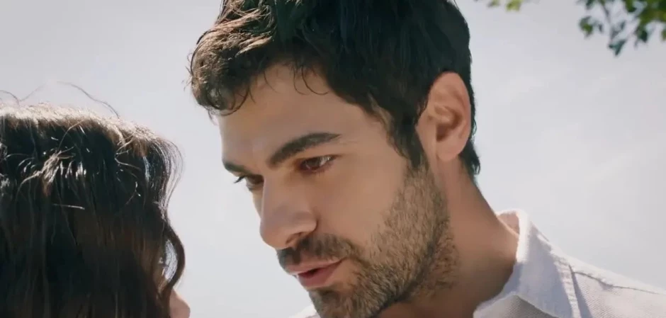 Изображения из турецкого сериала Ветреный холм