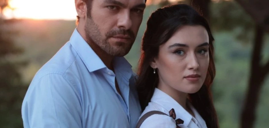 Изображения из турецкого сериала Ветреный холм