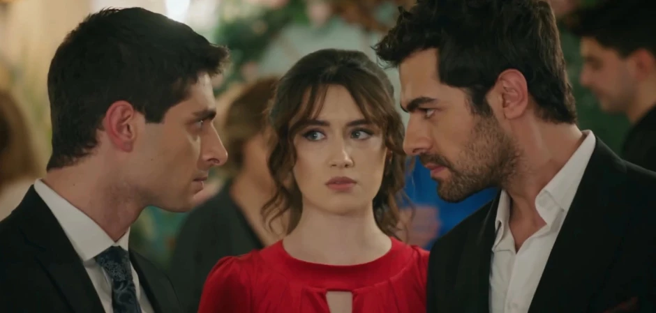 Изображения из турецкого сериала Ветреный холм
