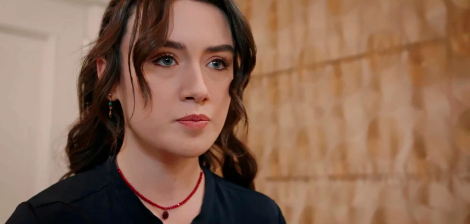 Изображения из турецкого сериала Ветреный холм