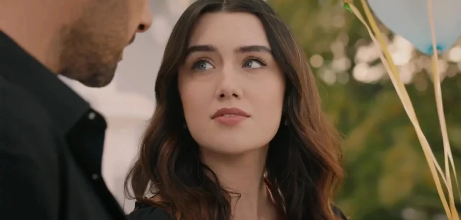 Изображения из турецкого сериала Ветреный холм